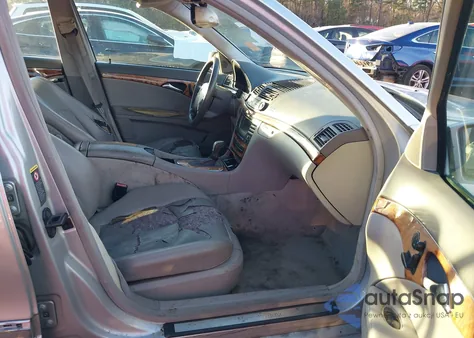 2003 Mercedes-Benz E 320 from USA, damaged, VIN WDBUF65J83X110373